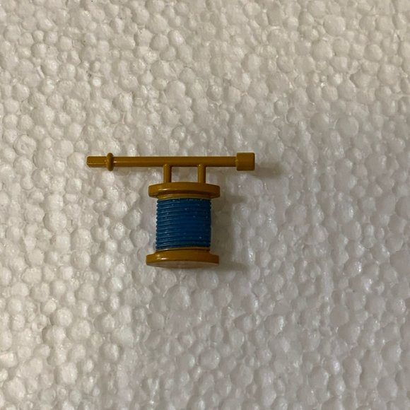 Dept 56 Gift Wrap & Ribbons - North Pole Village Christmas Building - 1996 - Picture 11 of 12